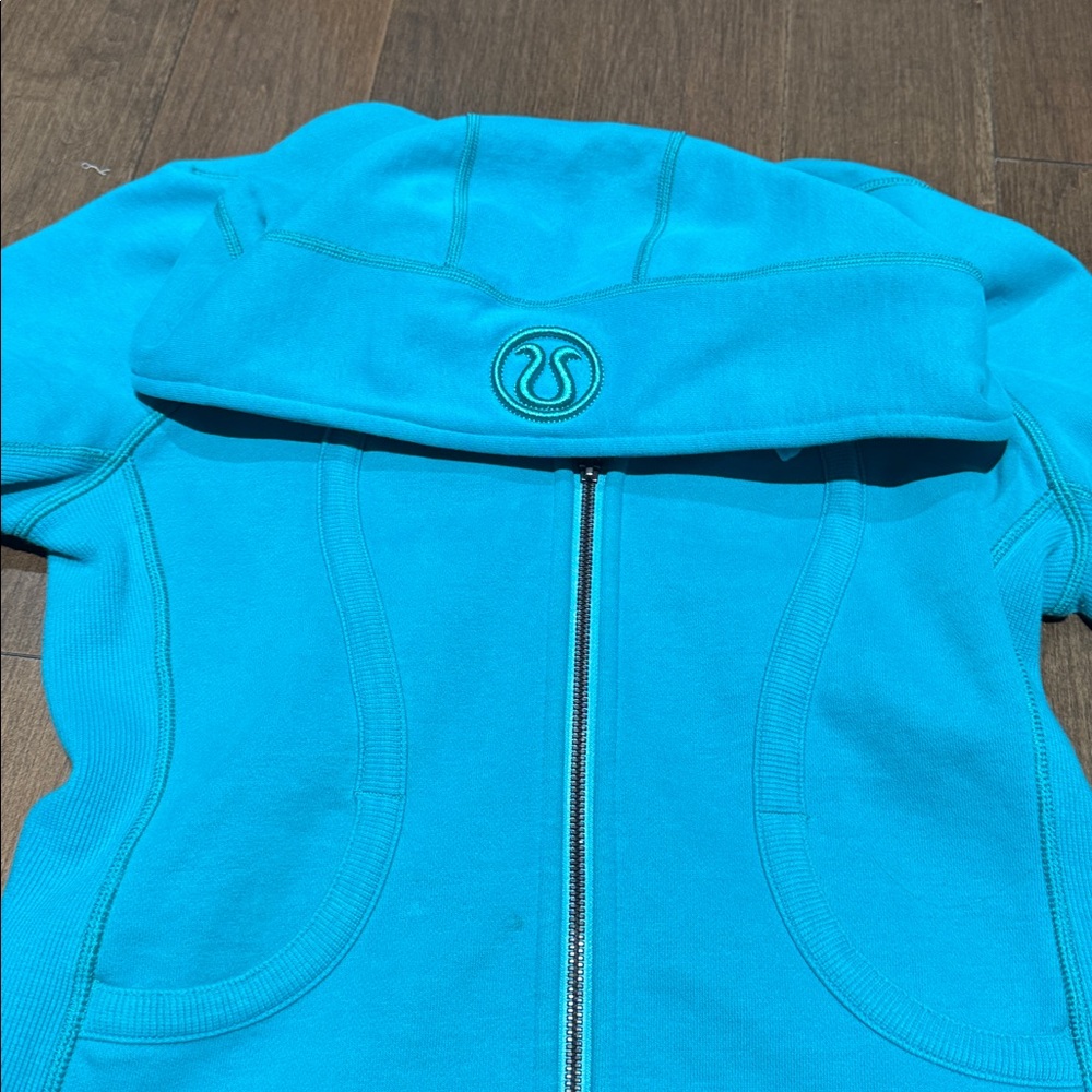 Lululemon Women’s Turquoise Zip Hoodie Jacket - Athletic Hooded Coat - Picture 2 of 4